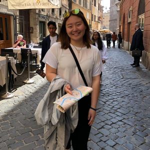 Meet your Posher, Angela